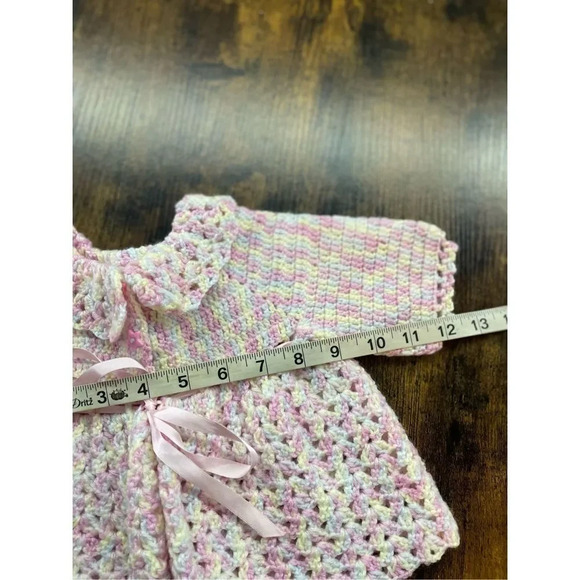 Hand Crocheted Baby cardigan - Picture 6 of 9